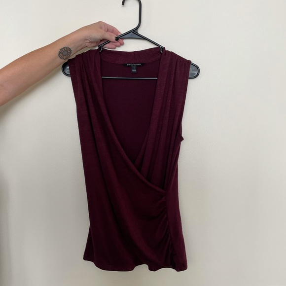 EUC size S 41 Hawthorne top - Picture 1 of 3